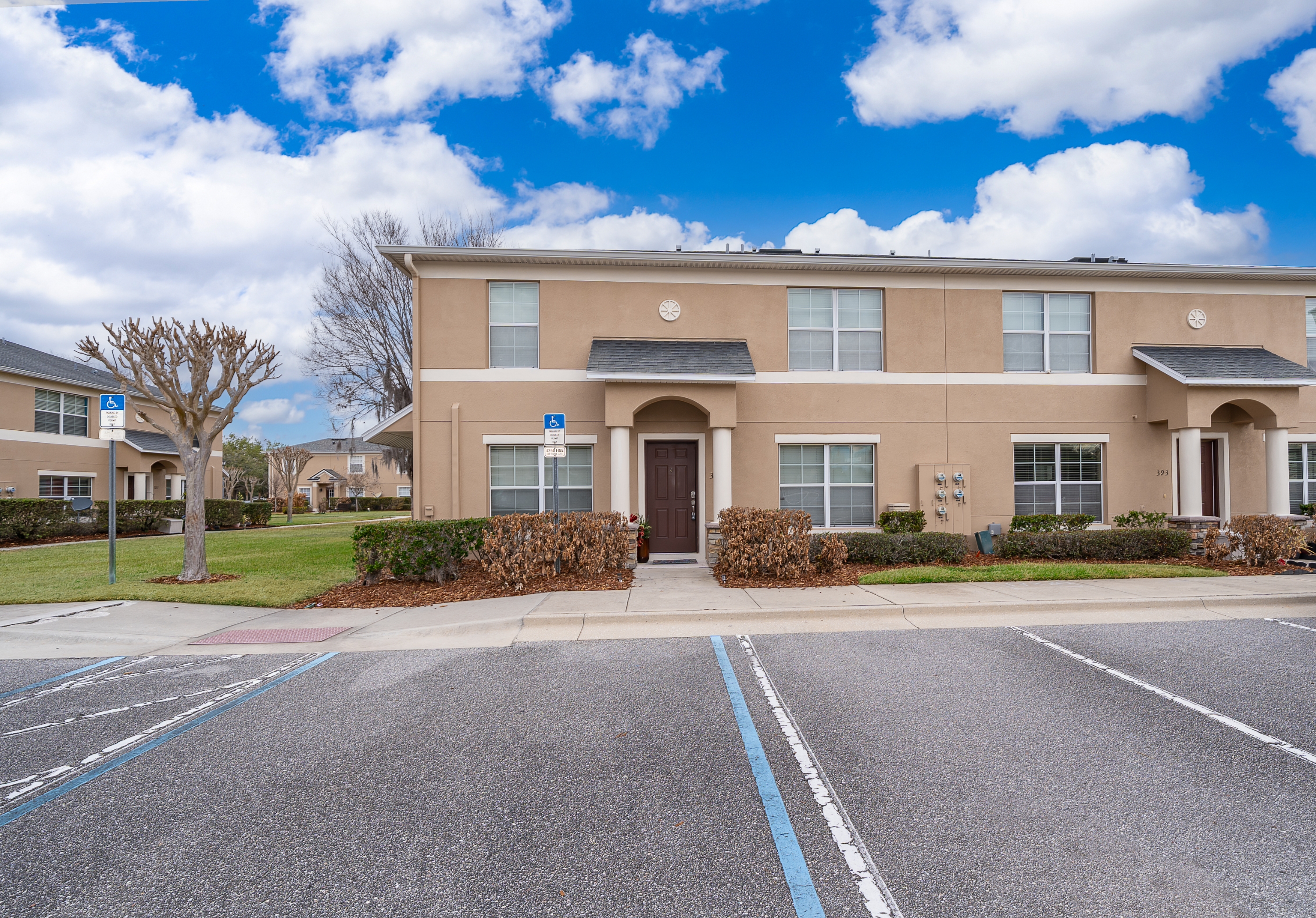 391 Carina Circle - 1